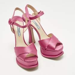 مملوكة مسبقًا Prada Size 38.5 Pink Satin Crisscross Ankle Strap Sandals
