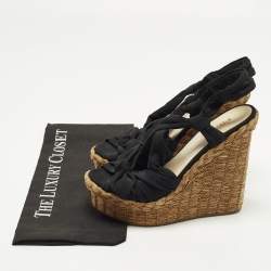 مملوكة مسبقًا Prada Size 39.5 Black Fabric and Raffia Wedge Sandals