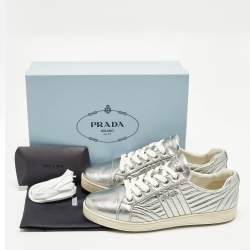 Pre Owned Prada Size 39.5 Silver Diagramme Leather Low Top Sneakers
