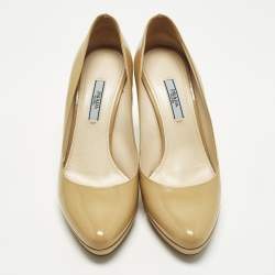 مملوكة مسبقًا Prada Size 39 Beige Saffiano Leather Platform Pumps