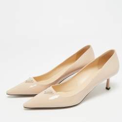 Pre Owned Prada Size 40.5 Beige Patent Leather Pointed Toe Pumps