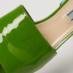 مملوكة مسبقًا Prada Size 38.5 Green Patent Leather Slide Sandals