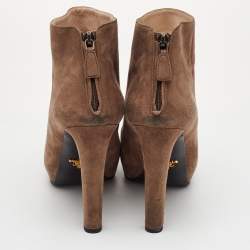 Pre Owned حذاء بوت طول الكاحل برادا سويدي بني فاتح نعال سميكة مقاس 40