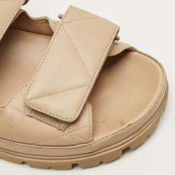 مملوكة مسبقًا Prada Size 38.5 Beige Leather Velcro Slide Sandals