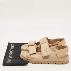 مملوكة مسبقًا Prada Size 38.5 Beige Leather Velcro Slide Sandals
