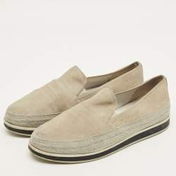 مملوكة مسبقًا Prada Size 38.5 Grey Suede Slip On Sneakers