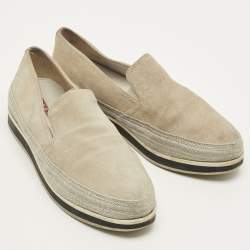 مملوكة مسبقًا Prada Size 38.5 Grey Suede Slip On Sneakers