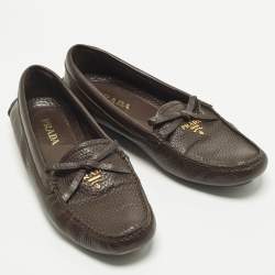 مملوكة مسبقًا Prada Size 37.5 Brown Leather Slip On Loafers