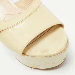 مملوكة مسبقًا Prada Size 40 Cream Patent Leather Platform Block Heel Ankle Strap Sandals