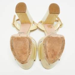 مملوكة مسبقًا Prada Size 40 Cream Patent Leather Platform Block Heel Ankle Strap Sandals