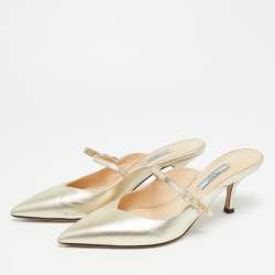 Pre Owned حذاء برادا جلد ذهبي مقدمة مدببة مقاس 38