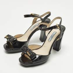 Pre Owned صندل برادا سيور فيونكه مقدمة مفتوحة فتحة كعب جلد لامع أسود مقاس 38