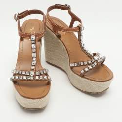 Pre Owned صندل برادا مزخرف كريستال سير حرف تي كعب روكي جلد بني مقاس 36.5