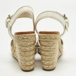 Pre Owned صندل برادا فلافيانا بشريط كاحل جلد أبيض مقاس 38.5