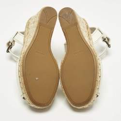 Pre Owned صندل برادا فلافيانا بشريط كاحل جلد أبيض مقاس 38.5