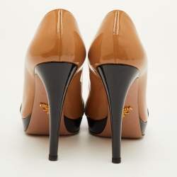 Pre Owned حذاء كعب عالي برادا جلد براءات اختراع بيج/أسود مقدمة مفتوحة منصة مقاس 37