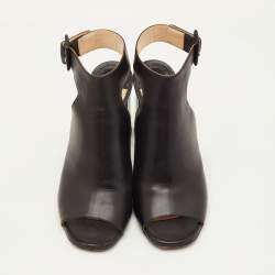 مملوكة مسبقًا Prada Size 36.5 Black Leather Open Toe Ankle Strap Sandals