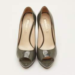 مملوكة مسبقًا Prada Size 36 Olive Green Patent Leather Peep Toe Platform Pumps