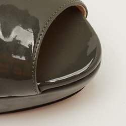 مملوكة مسبقًا Prada Size 36 Olive Green Patent Leather Peep Toe Platform Pumps