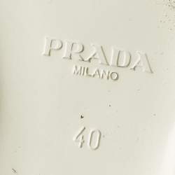 Pre Owned حذاء باليرينا فلات برادا جلد أبيض بتصميم مفرغ مقدمة مدببة مقاس 40