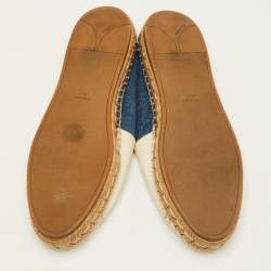 مملوكة مسبقًا حذاء إسبادريل برادا دِنيم وقماش مطرز بالشعار أزرق/كريمي مقاس 41