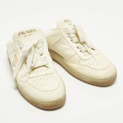 Pre Owned مولز مسطحة من الجلد المدبوغ البيج برادا مقاس 39