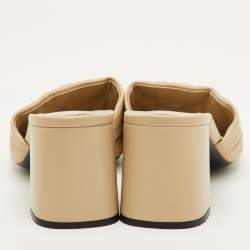 Pre Owned Prada Size 39.5 Beige Quilted Leather Block Heel Slide Sandals