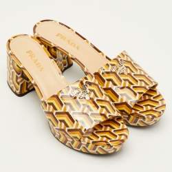 Pre Owned Prada Size 40 Multicolor Pattern Patent Leather Platform Block Heel Slide Sandals