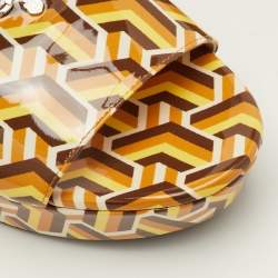 Pre Owned Prada Size 40 Multicolor Pattern Patent Leather Platform Block Heel Slide Sandals