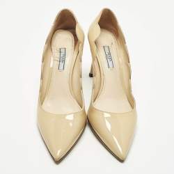 مملوكة مسبقًا حذاء كعب عالي برادا جلد بيج لامع بفيونكة مقاس 37