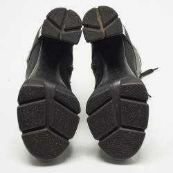 مملوكة مسبقًا حذاء بوت للكاحل برادا مونوليت جلد أسود نعل سميك مقاس 40