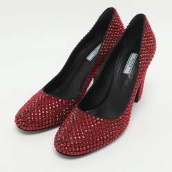 مملوكة مسبقًا Prada Crystal Embellished Size 41 Red/Black Satin Pumps