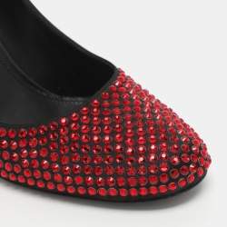 مملوكة مسبقًا Prada Crystal Embellished Size 41 Red/Black Satin Pumps