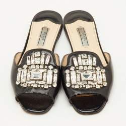 مملوكة مسبقًا Prada Size 37 Black Patent Leather Crystal Embellished Flat Slide Sandals