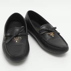 Pre Owned حذاء لوفرز برادا جلد أسود مزين فيونكة مقاس 36