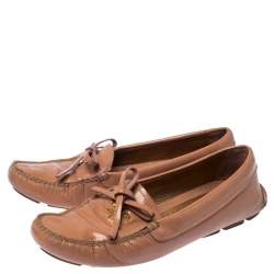 Pre Owned Prada Nude Beige Patent Leather Bow Loafers Size 37