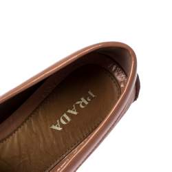 Pre Owned Prada Nude Beige Patent Leather Bow Loafers Size 37