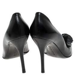 Pre Owned Cesare Paciotti Black Leather Flower Detail Pumps Size 40
