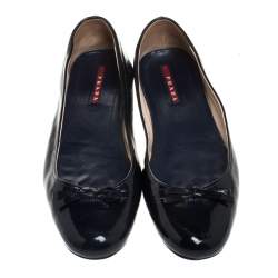 Pre Owned Prada Dark Blue Patent Leather Bow Ballet Flats Size 39