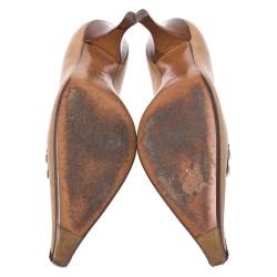 Pre Owned Prada Light Brown Leather Buckle Pointed Toe Pumps Size 37.5