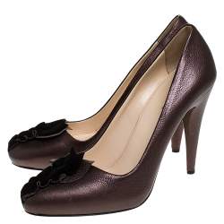 Pre Owned Prada Bronze Leather Ruffle Detail Round Toe Pumps Size 36