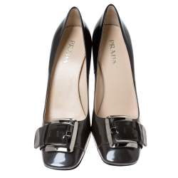 Pre Owned Prada Black/Grey Ombre Patent Leather Buckle Detail Pumps Size 39