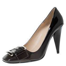 Pre Owned Prada Black/Grey Ombre Patent Leather Buckle Detail Pumps Size 39