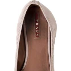 Pre Owned Prada Beige/Black Leather And Patent Leather Cap Toe Ballet Flats Size 36.5