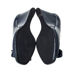 Pre Owned Prada Blue Patent Leather Wedge Bow Peep Toe Pump Size 37.5