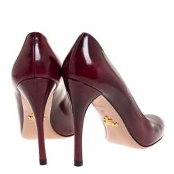 Pre Owned Prada Burgundy/Black Coated Leather Pumps Size 37