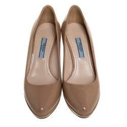 Pre Owned Prada Beige Patent Leather Platform Pumps Size 35.5