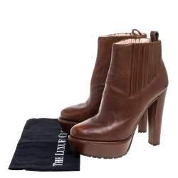 مملوكة مسبقًا حذاء بوت برادا كعب نعل سميك جلد بنى مقاس 39