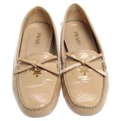 Pre Owned Prada Beige Patent Leather Bow Loafers Size 39