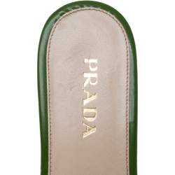 مملوكة مسبقًا Prada Green Patent Leather Buckle Detail Cork Platform Slide Sandals Size 39